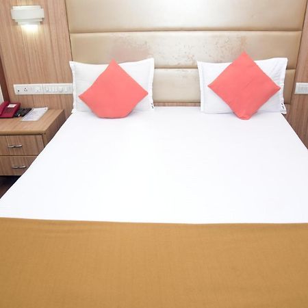 Hotel Indiana Inn Navi Mumbai Exterior photo