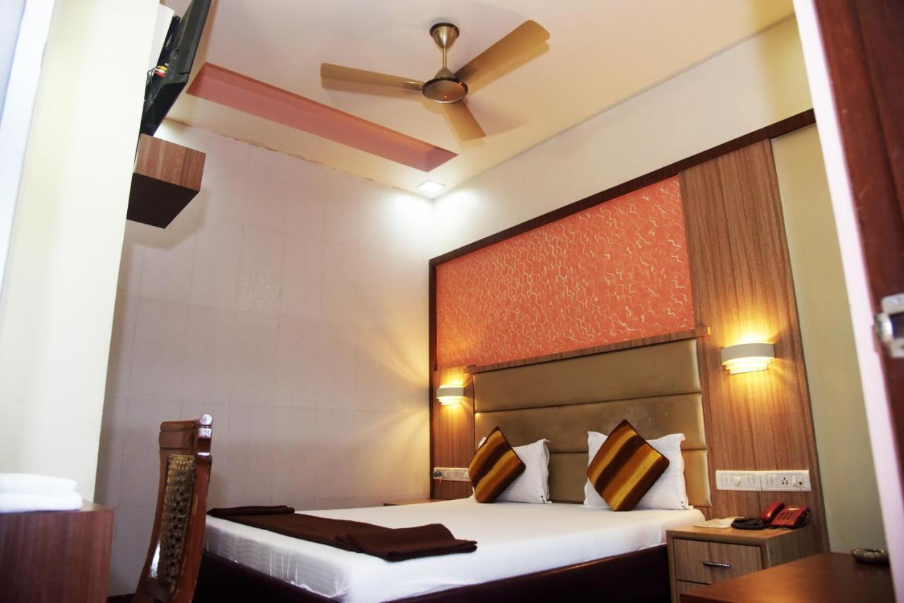 Hotel Indiana Inn Navi Mumbai Exterior photo